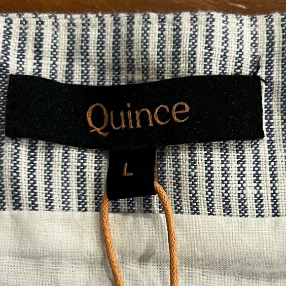 Quince 100% European linen blue pinstripe fitted tank large NWT - Picture 8 of 12